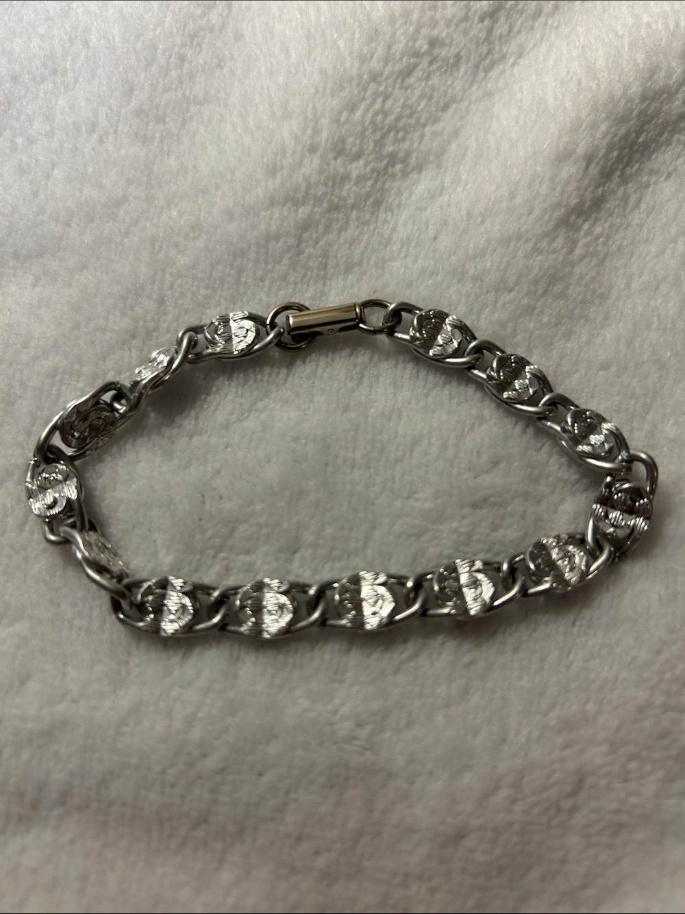 VINTAGE SARAH COVENTRY Silver Tone Bracelet